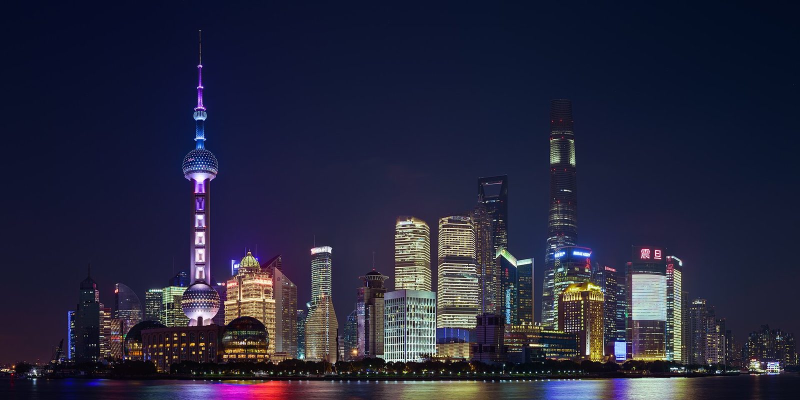 城市天际线夜景
